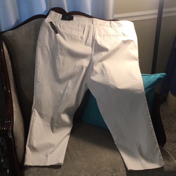 Worthington Pants - NWT Worthington White Ankle Slacks 24W Slim Fit